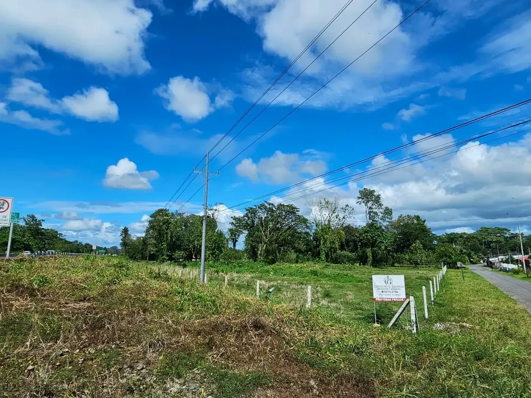 Oportunidad Única: Terreno Estratégico Frente a Ruta 32, Ideal para Desarrollo Comercial o Industrial, photo 2