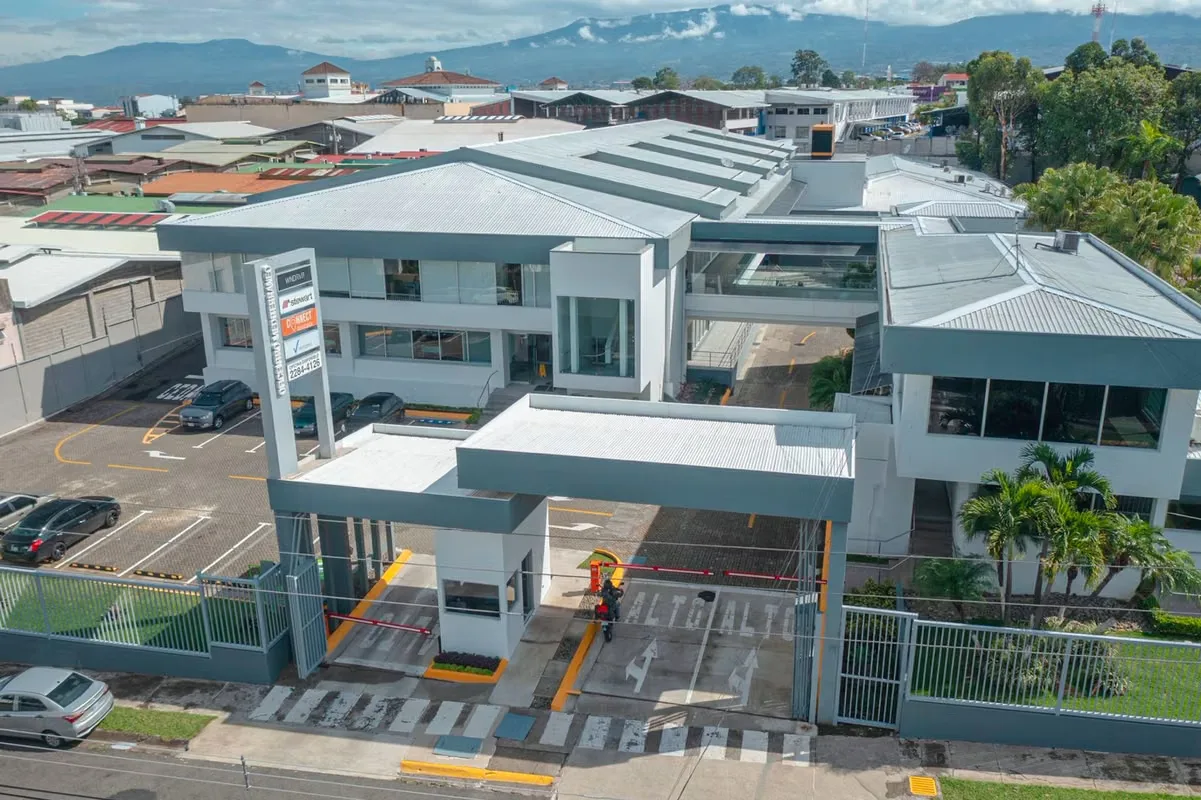 Neighbor of the Oficentro La Virgen, the Mediterranean Oficentro enjoys the same strategic location located in Pavas, Costa Rica. It offers easy access to the main roads and is ..., photo 3