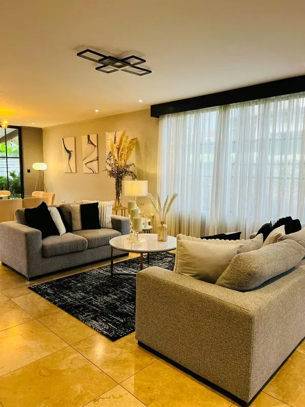 Luxury House for Sale | Francosta Condominium, Heredia