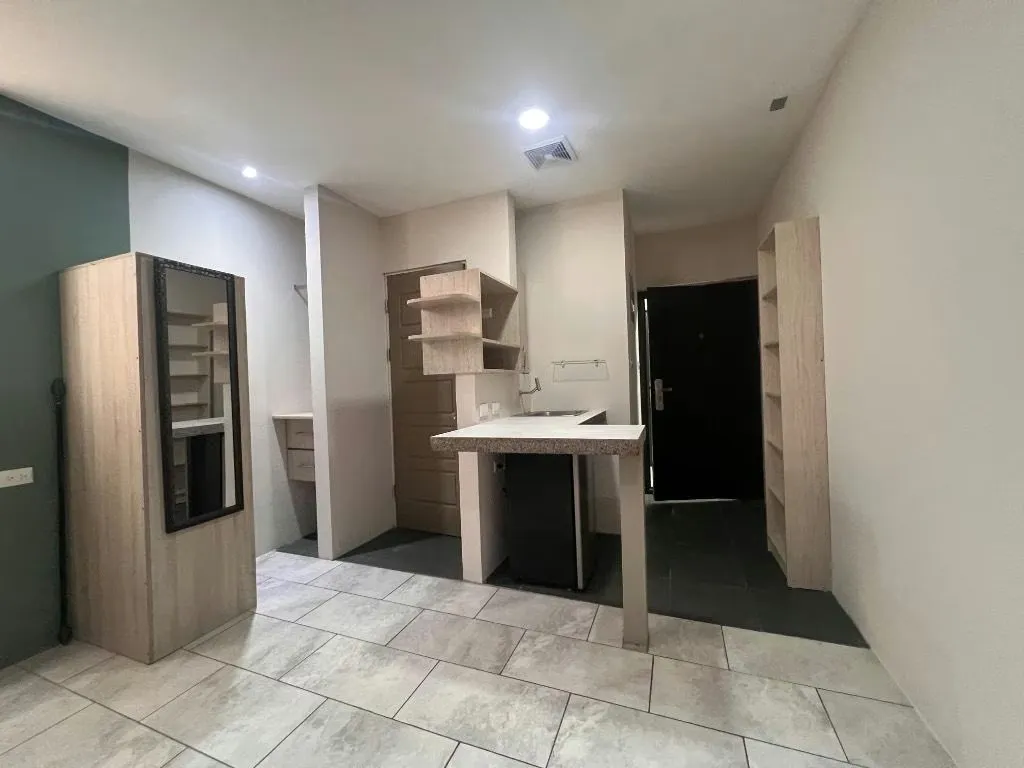 250 mil Colones sin - 250 mil ALQUILER DE LINDO APARTAMENTO TIPO ESTUDIO - Baño y área de cocina privada ( Sin parqueo ), photo 5