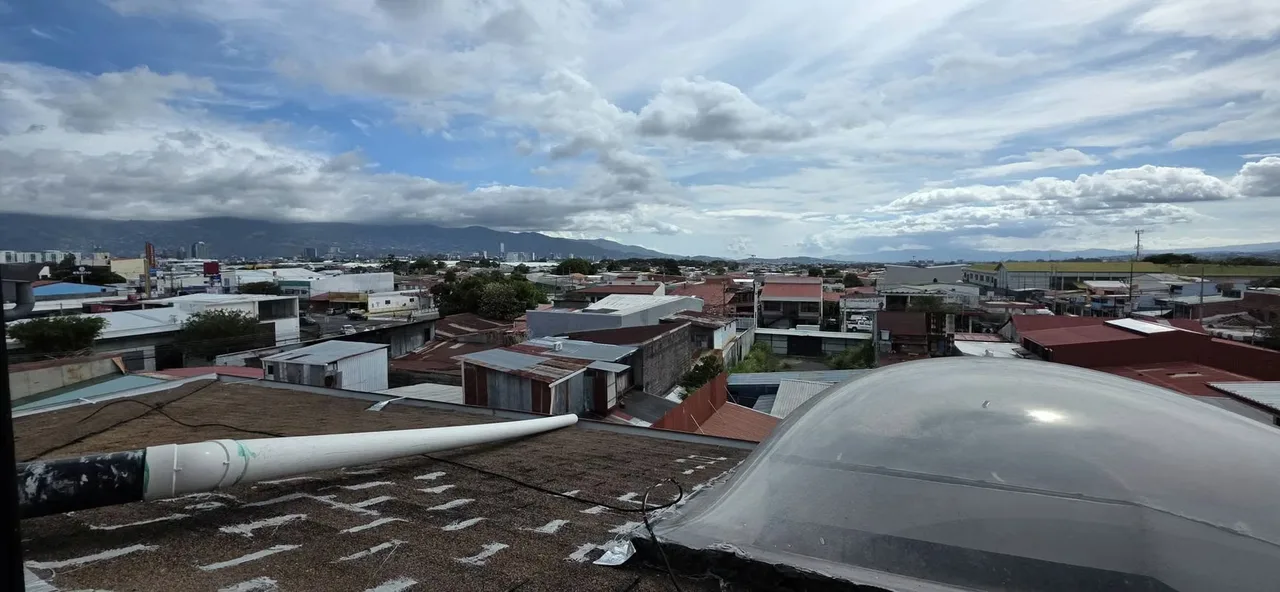 Building for sale in downtown Tibás, photo 8