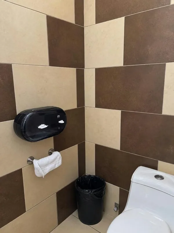 Una excelente oportunidad para quienes buscan un espacio amplio para vivir o establecer ..., photo 7