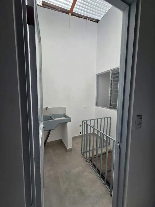 Apartamento en alquiler en Tibás centro – Excelente ubicación ¢220.000, photo 2
