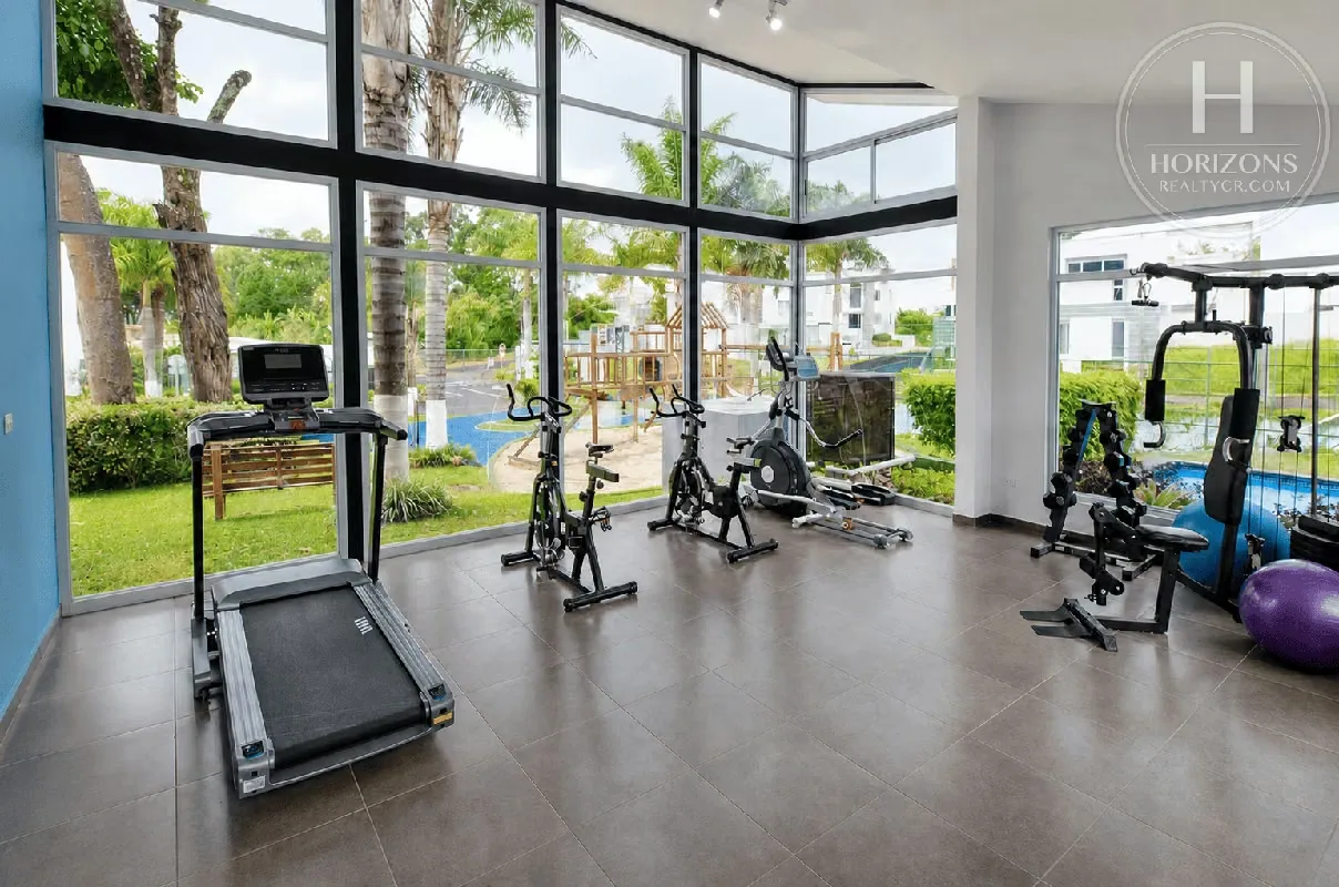 Área del terreno: 252 m² – Lote plano – Construcción libre hasta 4 niveles – Sin vecinos al frente – Servicios disponibles, photo 7