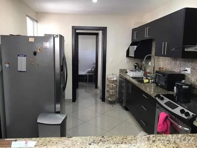 3 Bedroom Apartment for Sale at For Sale Comfortable House in Bello Horionte for $335,000, photo 4