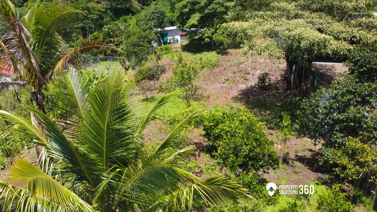 Land for sale of 1,400 m2, photo 3