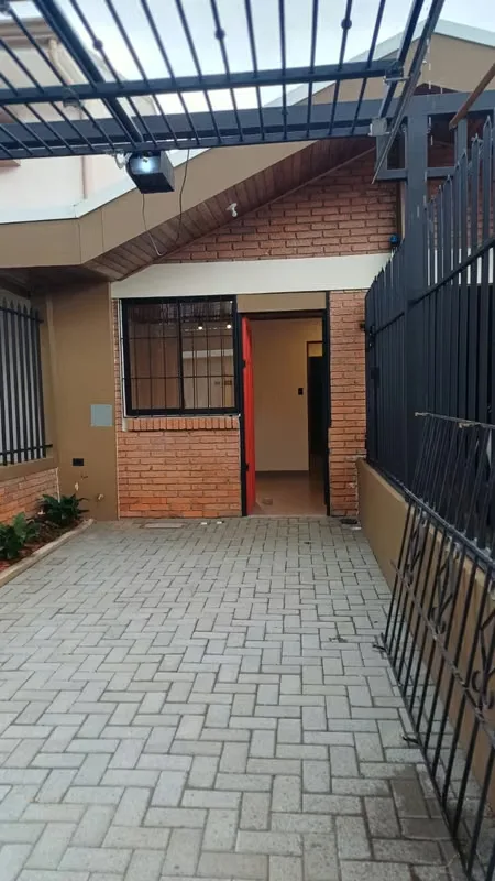 Independent Apartment for Rent in Barrio La Granja, San Pedro | Water Included, photo 5