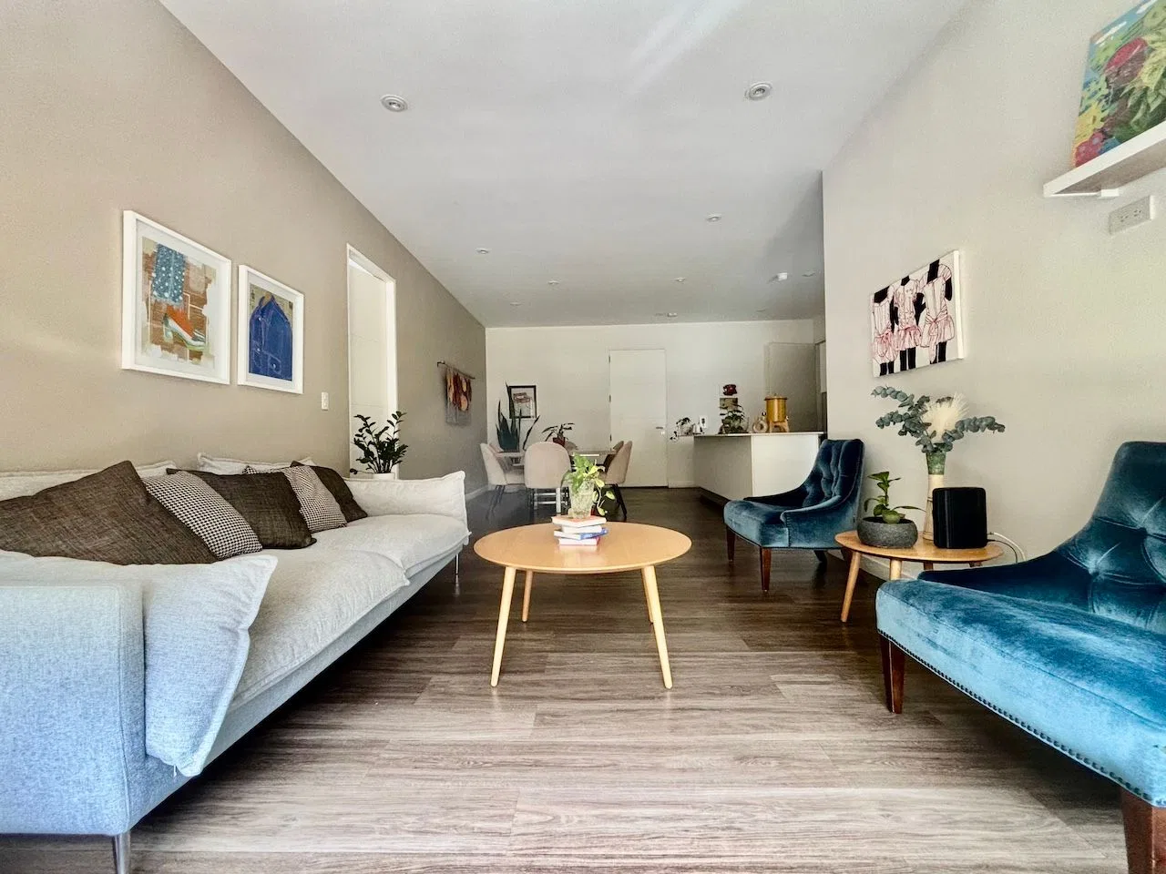 VENTA DE APARTAMENTO CON LINEA BLANCA Y JARDIN - CONDOMINIO ADRIA