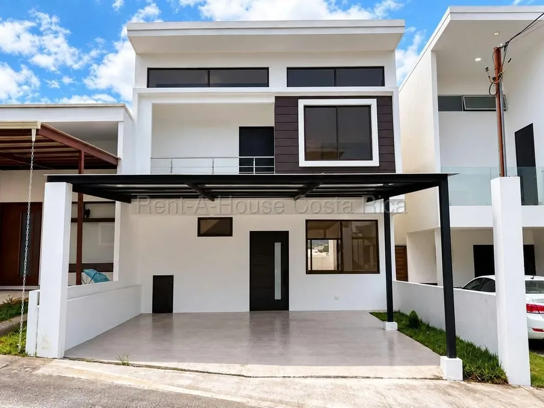 Imagina despertar cada día en este espacio pensado para ti y tu familia. Con habitaciones amplias y baños completos, aquí cada miembro tendrá su ...