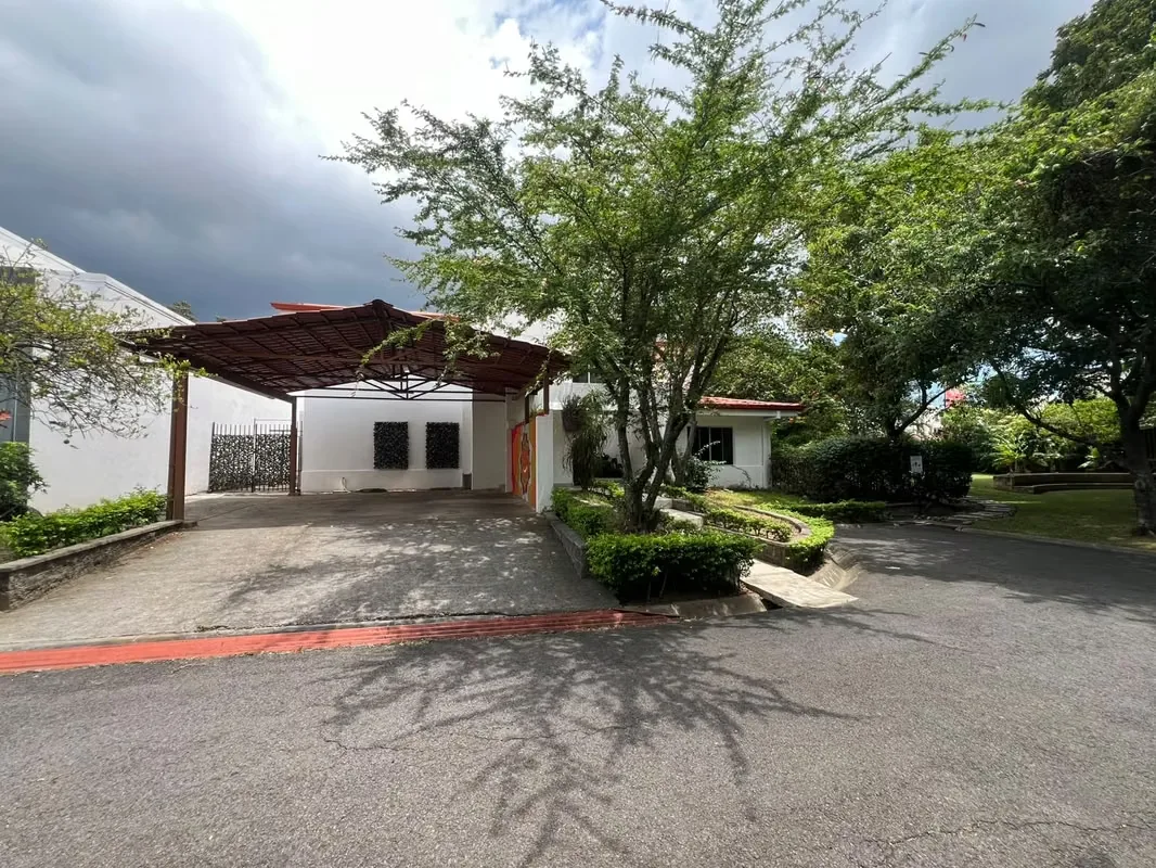 Luxury Home in Pozos de Santa Ana | For Sale or Rent