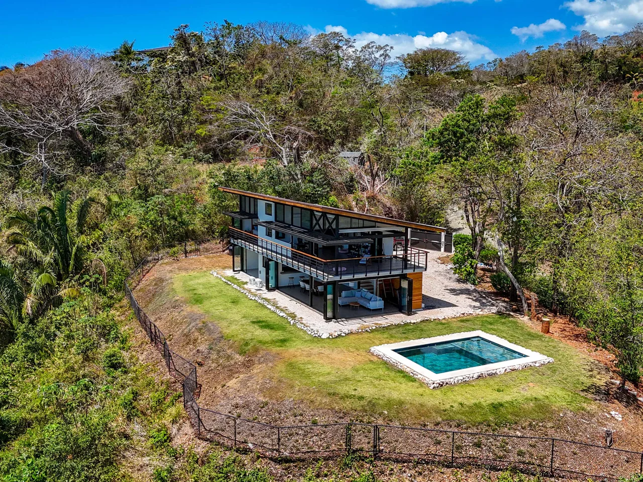 Casa Vista Pacífica - Contemporary Ocean View Home