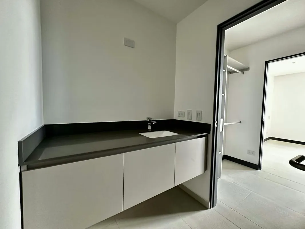 SALE OF LUXURY 2-BEDROOM APARTMENT IN DEN7 NEIGHBORHOOD, photo 6