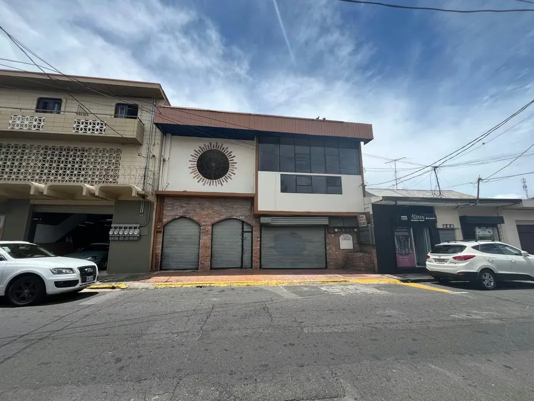 Edificio comercial en venta en el Centro de Heredia