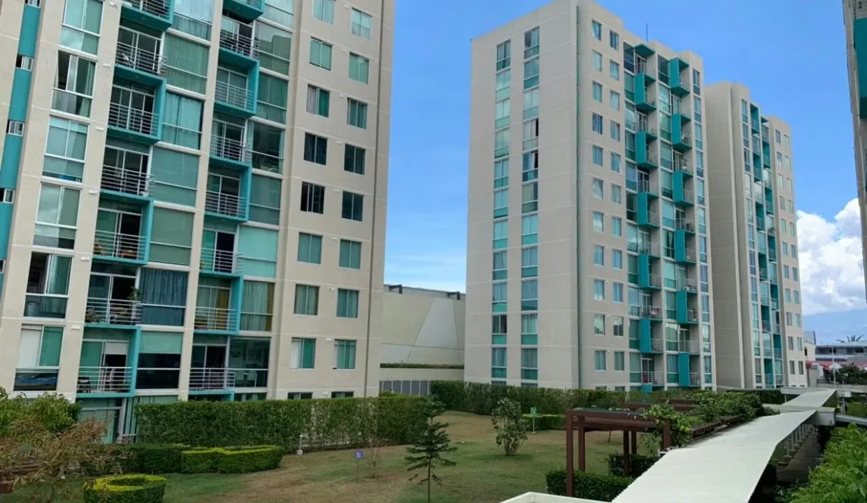 Este hermoso apartamento destaca por su excelente distribución y extras ..., photo 4