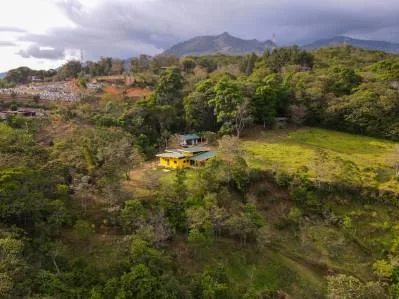 Casa de nueva construcción cerca de Rivas con 6 acres en el río Buena Vista, photo 4