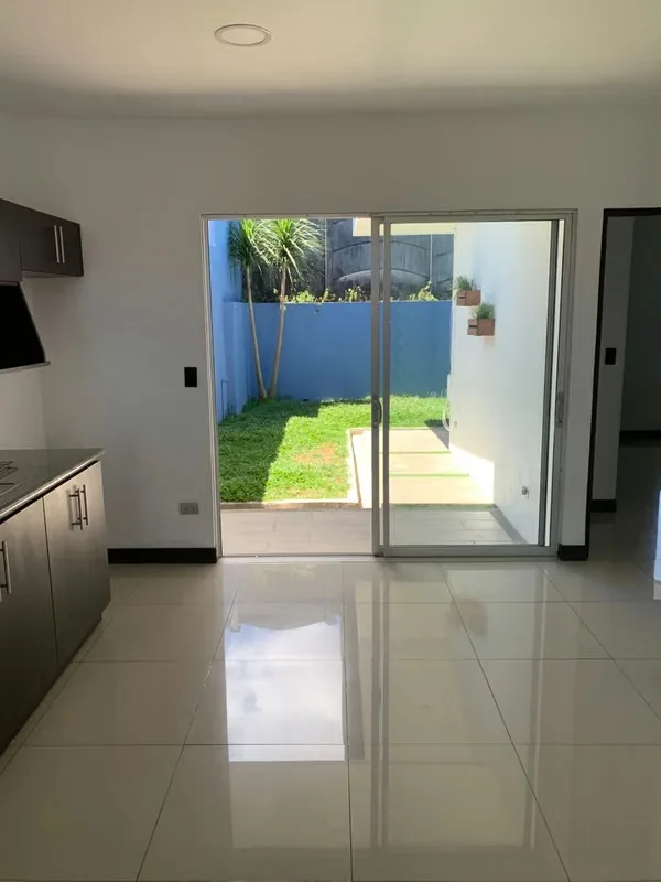CASA EN VENTA EN CONDOMINIO MONTES DE OCA, photo 8