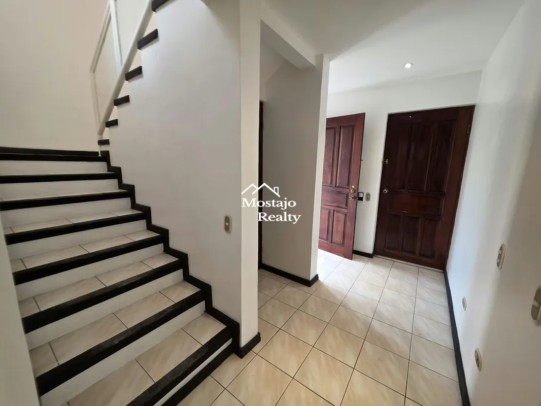 Cuarto de Servicio, excelente ubicación, 4 parqueos, Condominio muy cerca del Country Club de San Rafael de Escazú, photo 2