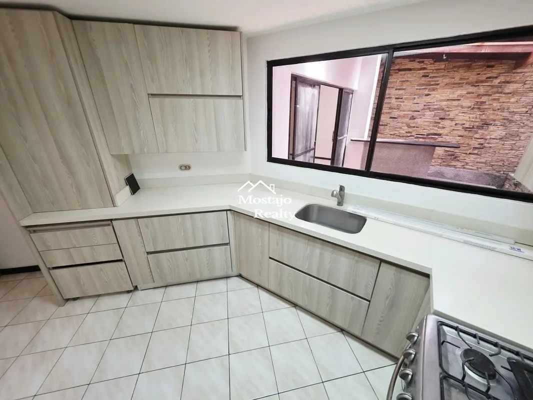 Cuarto de Servicio, excelente ubicación, 4 parqueos, Condominio muy cerca del Country Club de San Rafael de Escazú, photo 10