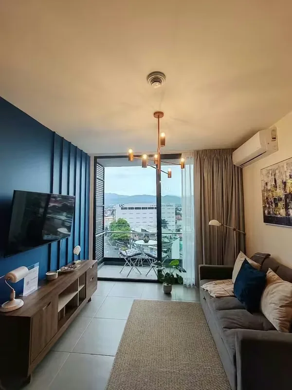 For rent located in Rohromoser, full furnished, 1 room