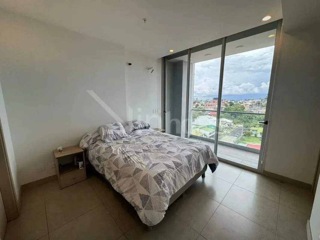 Moderno apartamento completamente amoblado de 64 m² en Curridabat. Cuenta con 2 dormitorios, 2 baños, sala y cocina integradas con desayunador, balcón, walk-in closet en habitación ..., photo 4