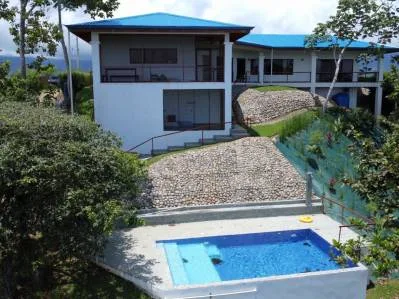 1,97 ACRES – Casa de 3 habitaciones con piscina, vista de 360 ​​grados a la montaña y al mar., photo 10