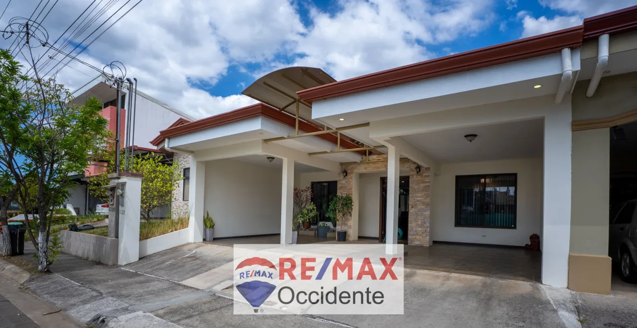 Modern house for Sale Grecia Costa Rica