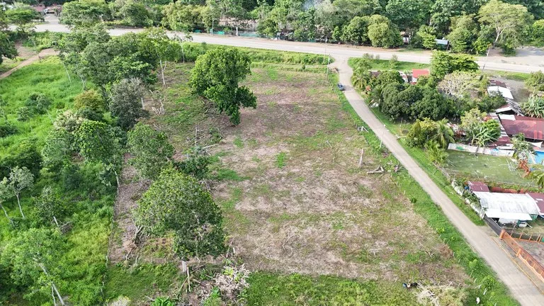 COMMERCIAL LOT IN CORONADO! MAIN HIGHWAY, 1.6 ACRES!: Mountain Home Construction Site For Sale in Puerto Cortés, photo 2