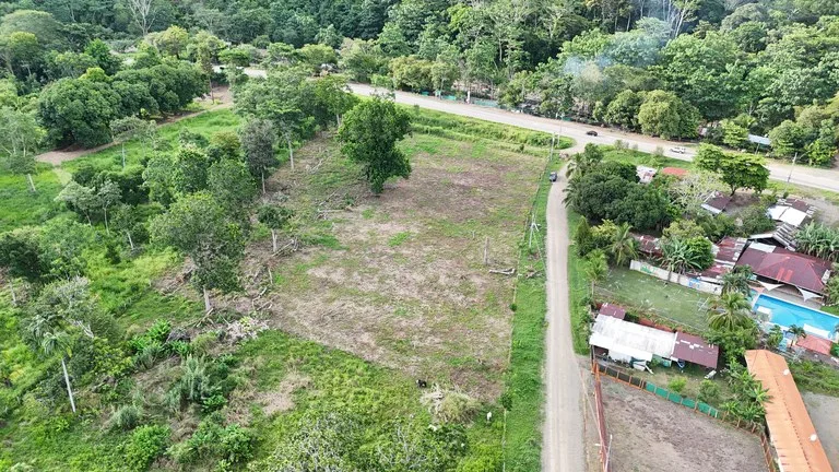 COMMERCIAL LOT IN CORONADO! MAIN HIGHWAY, 1.6 ACRES!: Mountain Home Construction Site For Sale in Puerto Cortés, photo 3