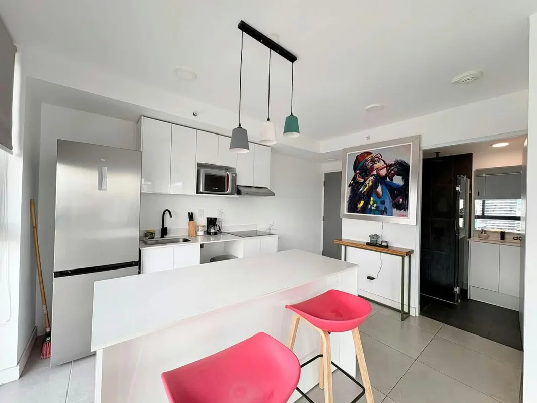 Luxury apartment for rent in sky garden nunciatura security and amenities