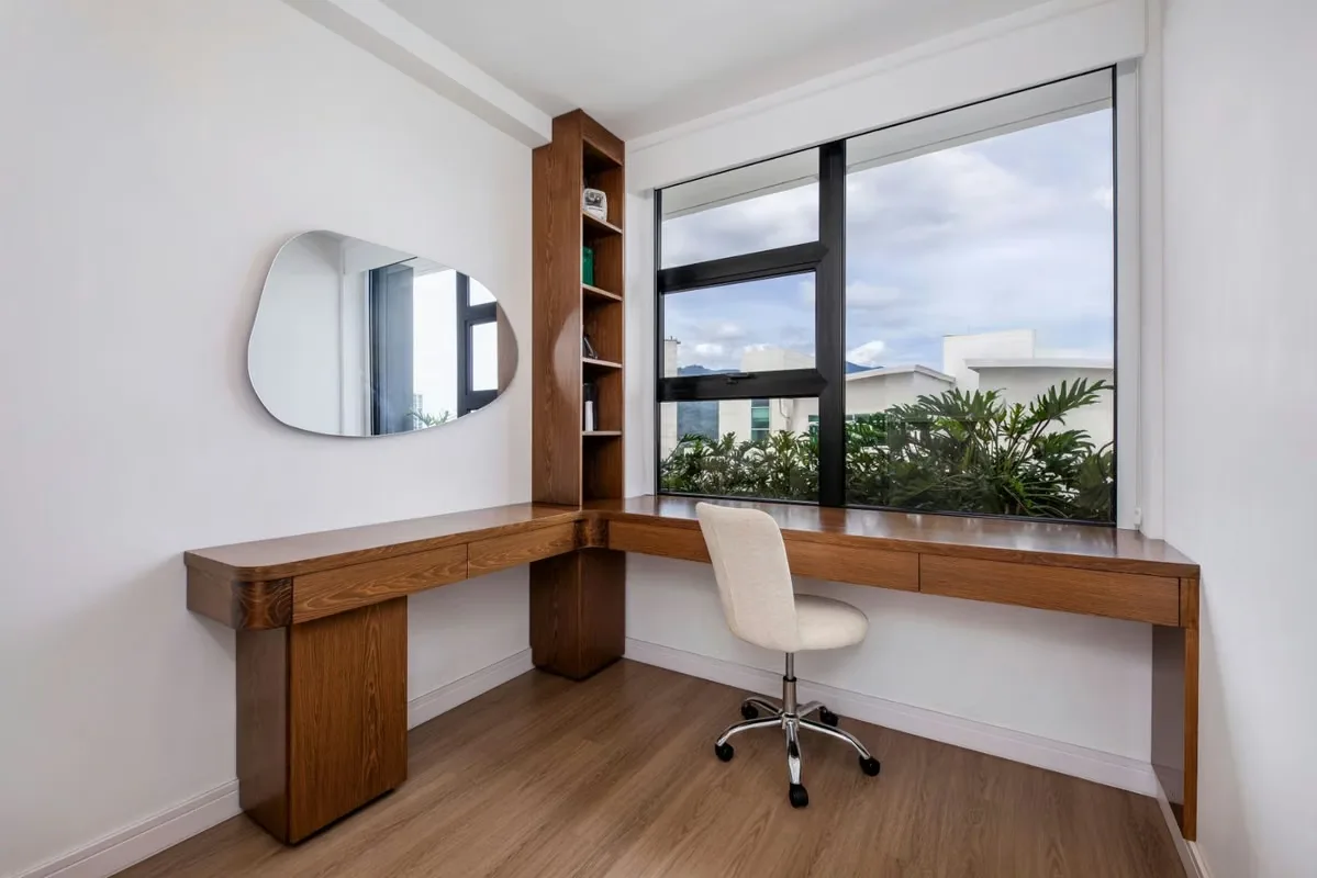 Discover the ultimate expression of elegance and comfort in this spectacular corner apartment, strategically located in the prestigious Torre Aire, in the heart of La Nunciatura. Its ..., photo 8