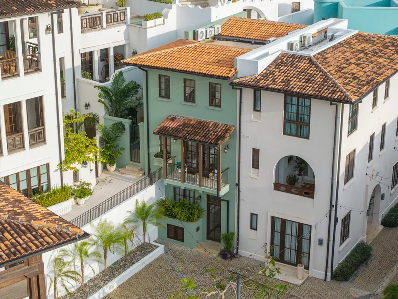 4 Bed Single Family Homes For Sale in Playa Danta, photo 2