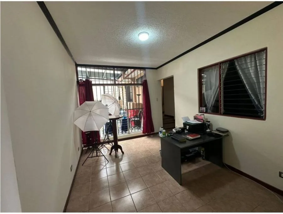 Venta de Propiedad con casa y apartamento en Rohrmoser, San José US$350,000 #JM71 - Venta en Pavas, photo 6