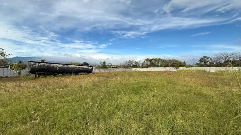 Bank Foreclosure Land for Sale in San Juan de Tibás, photo 6