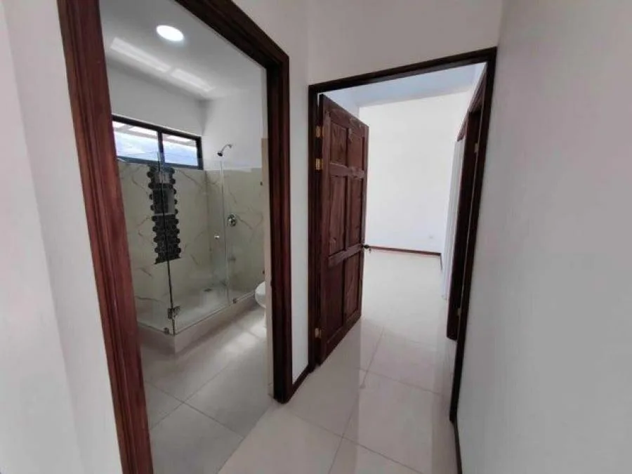 Precio de Oportunidad!- Alquiler de Casa en En Colon, San Jose,  #23-2632 DL - Alquiler / Renta en En Colon, San Jose,, photo 9
