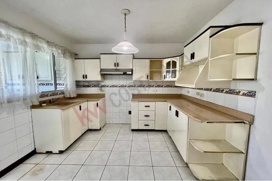 VENTA DE CASA RESIDENCIAL EN EL CARMEN DE GUADALUPE #JM015 - Venta en Goicoechea, photo 7