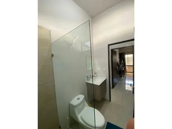 Alquiler de moderna propiedad ubicada en el exclusivo Condominio Robles de Lindora. Una opción estratégica para profesionales o familias pequeñas que valoran la seguridad y la ..., photo 16