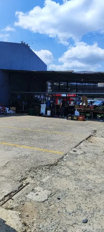 Strategic location in the heart of San Isidro del General, one block from the Central Park, in one of the most pedestrian and vehicle transit areas., photo 2