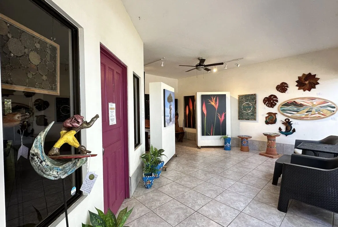 COMMERCIAL PROPERTY IN FRONT ROAD PUBLIC, IN UVITA CENTER – 0.11 ACRES, photo 8