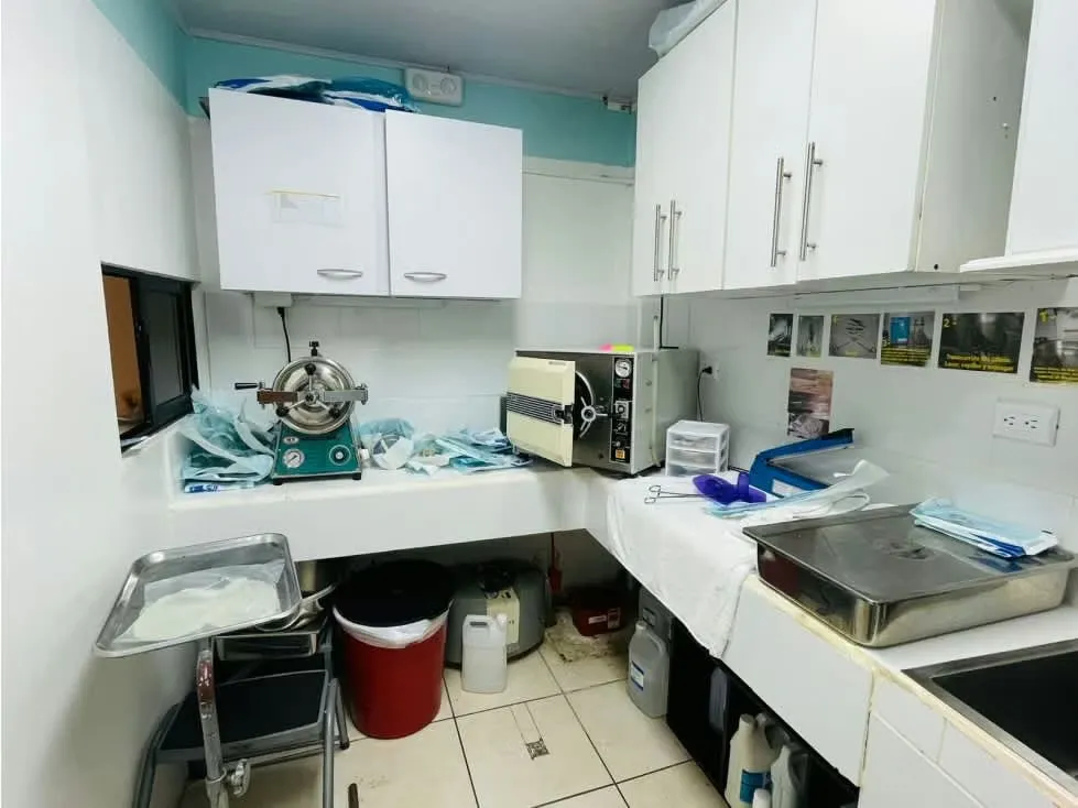 Se puede negociar vender a puerta cerrada con todo el mobiliario, equipos ..., photo 6