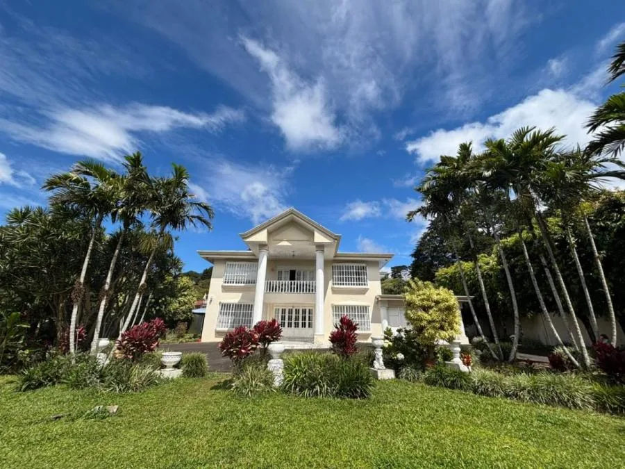 VENTA DE CASA Y APARTAMENTO, HEREDIA, LOS ANGELES SAN RAFAEL, RESIDENCIAL ABIERTO. - Venta en Heredia