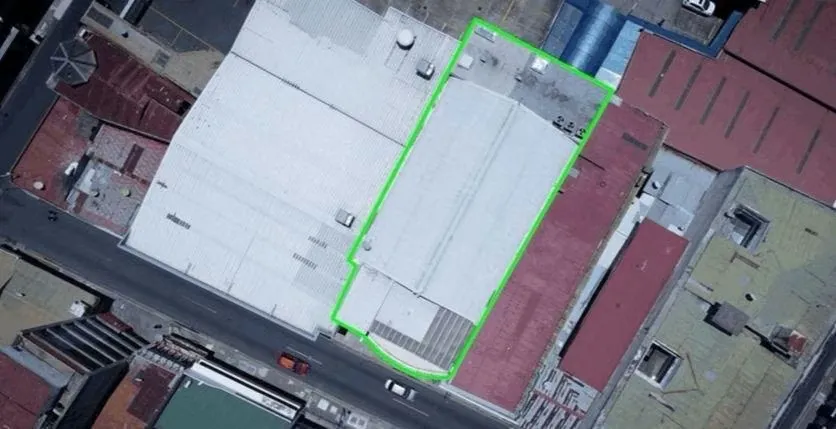 Se vende propiedad comercial ideal para inversión o negocio propio, actualmente acondicionada como parqueo y comedor, con excelente ..., photo 4