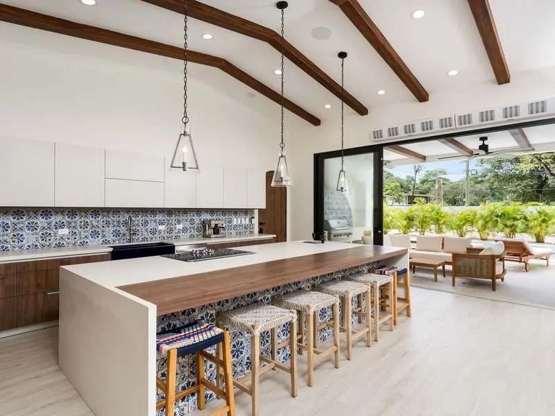 7 Bed Single Family Homes For Sale in Playa Grande, photo 5