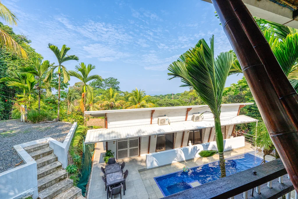 8 BEDROOMS HOTEL NEAR IN UVITA, photo 2