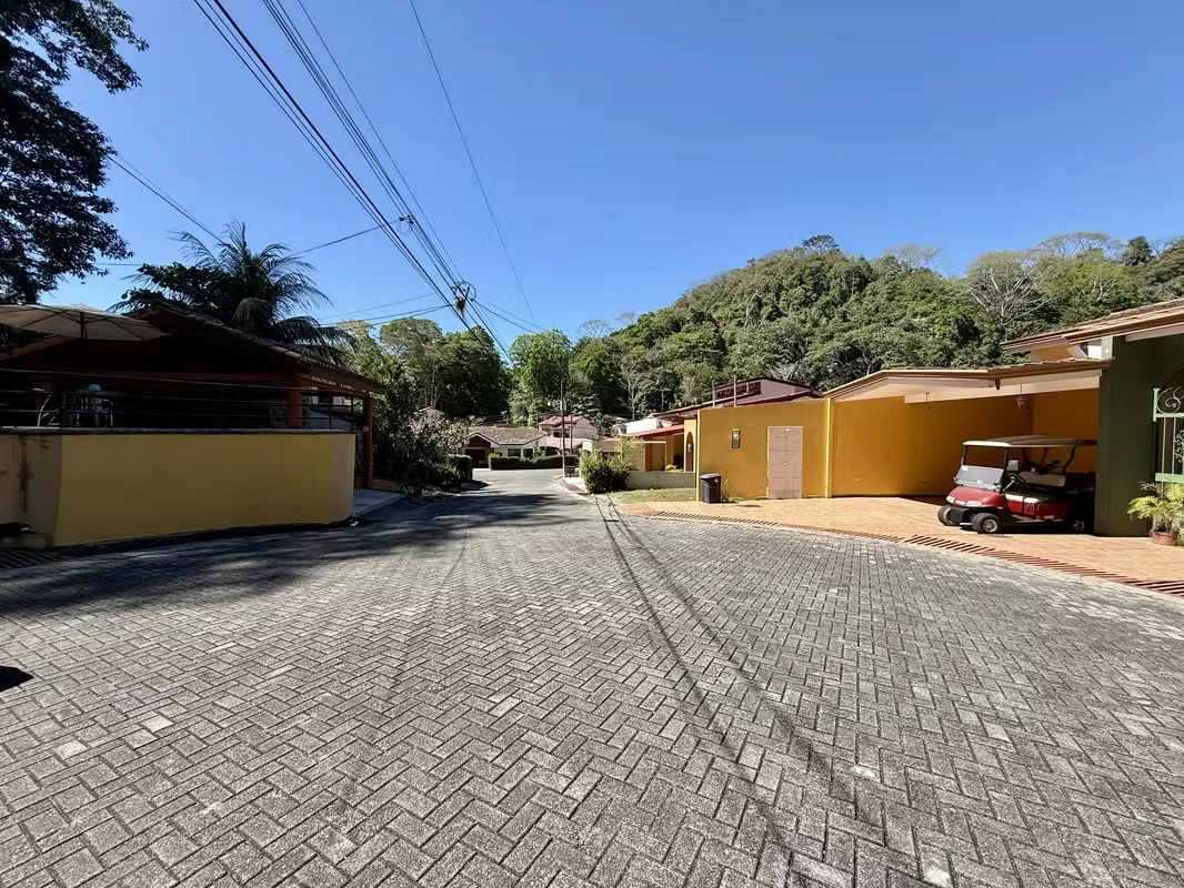 LOT FOR SALE IN PUNTA LEONA – RESIDENCIAL LAPAS (MJ)