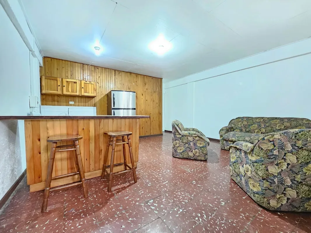 1-Bedroom Apartment for Rent, Semi-Furnished – Los Yoses, photo 4