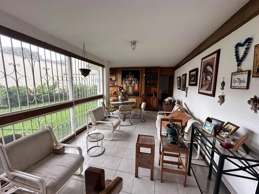 We have for sale beautiful house located in Rohrmoser Nunciatura, with beautiful details in wood, spacious rooms, private garden, excellent location., photo 11