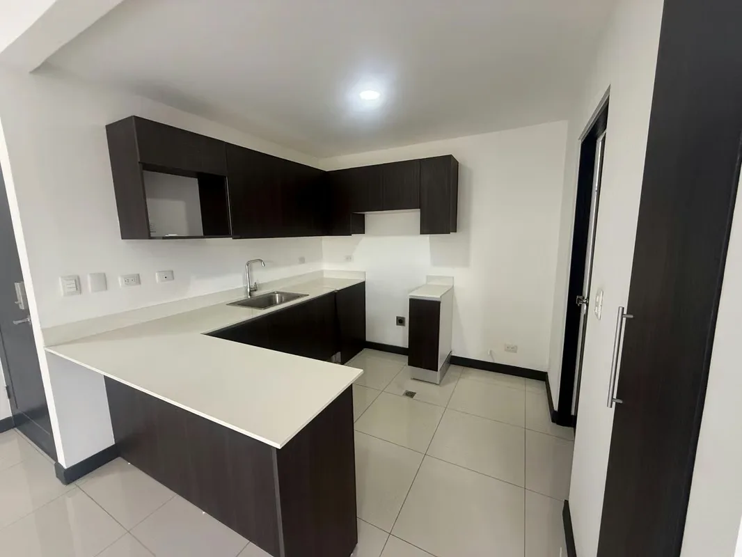 Alquiler apartamento en #CondominioVistadeLindora, etapa nueva, #plantabaja, con acceso a jardin. Excelente ubicación, cerca de #Lindora, #SantaAna, #Pozos y #Belén. Fácil acceso al ..., photo 10