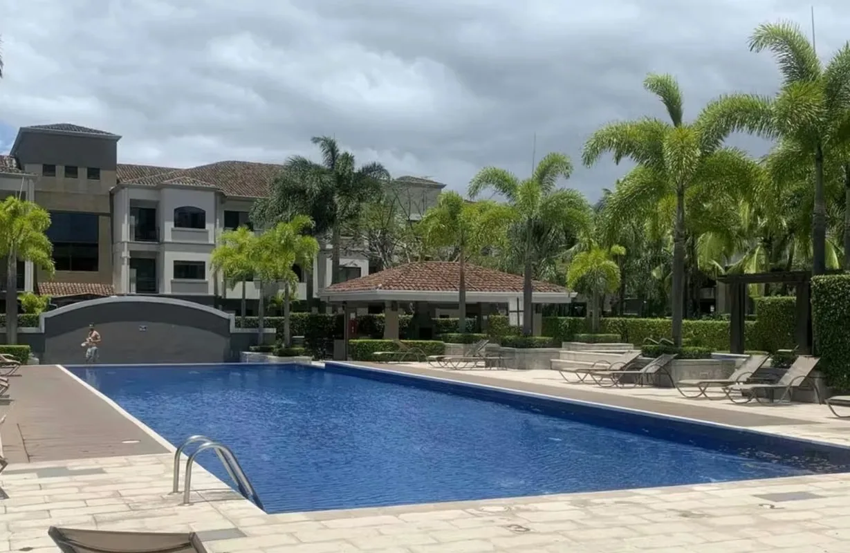 INBEST VENDE APARTAMENTO EN MONTESOL – SANTA ANA (YOU-388)