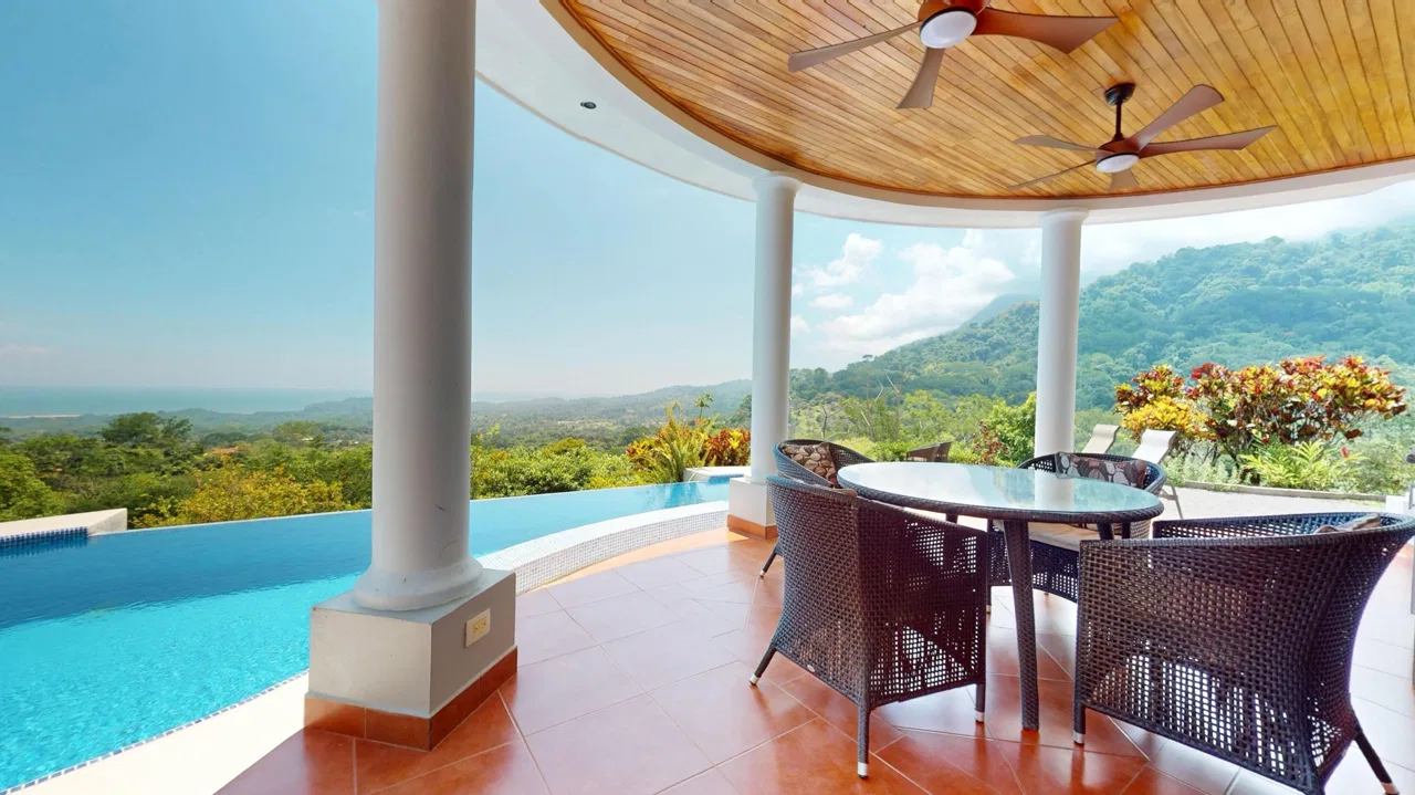 PROPERTY WITH FOUR BEDROOMS WITH OCEAN VIEWS, IN OJOCHAL – 0.54 ACRES, photo 11