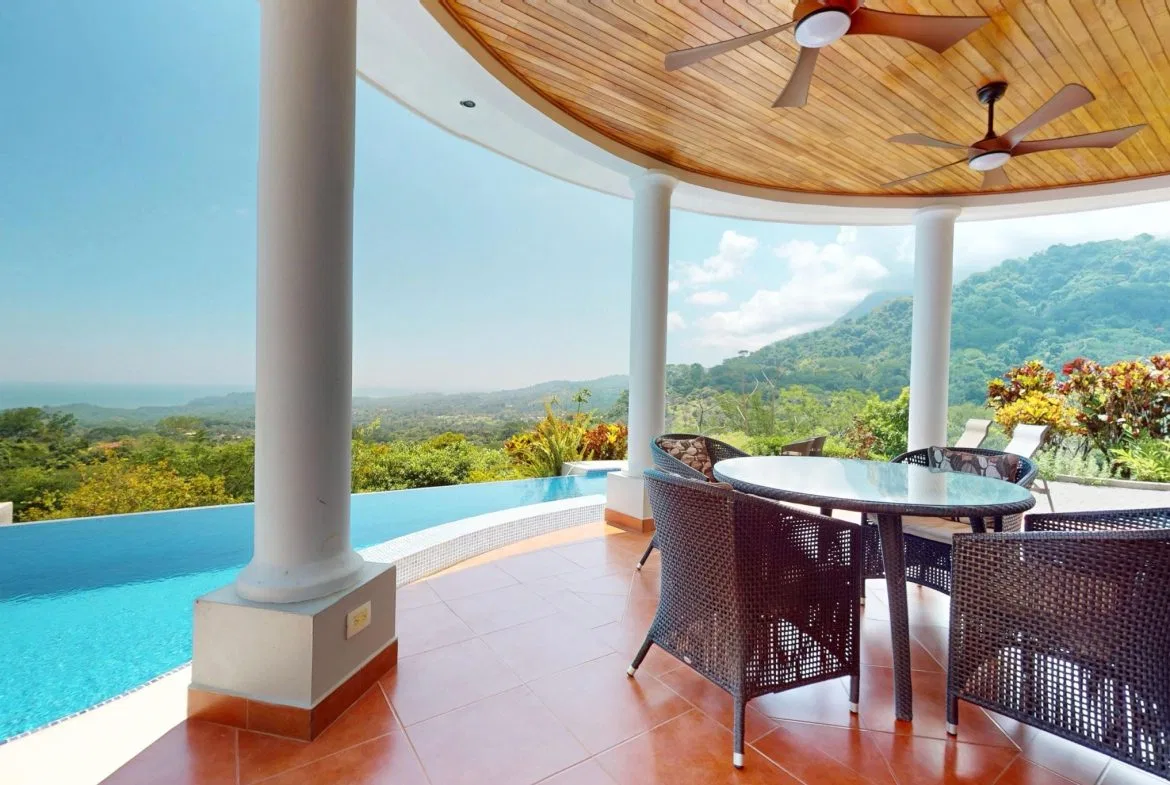 PROPERTY WITH FOUR BEDROOMS WITH OCEAN VIEWS, IN OJOCHAL – 0.54 ACRES, photo 12